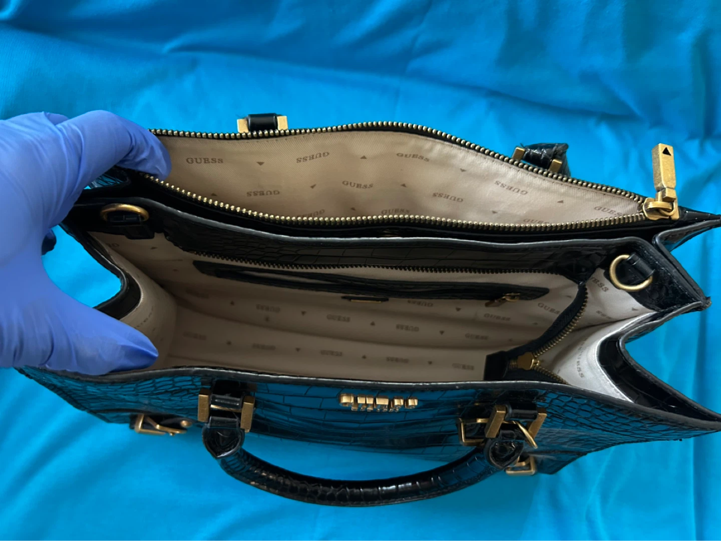 Guess Black Croc Embossed Bag - photo 4