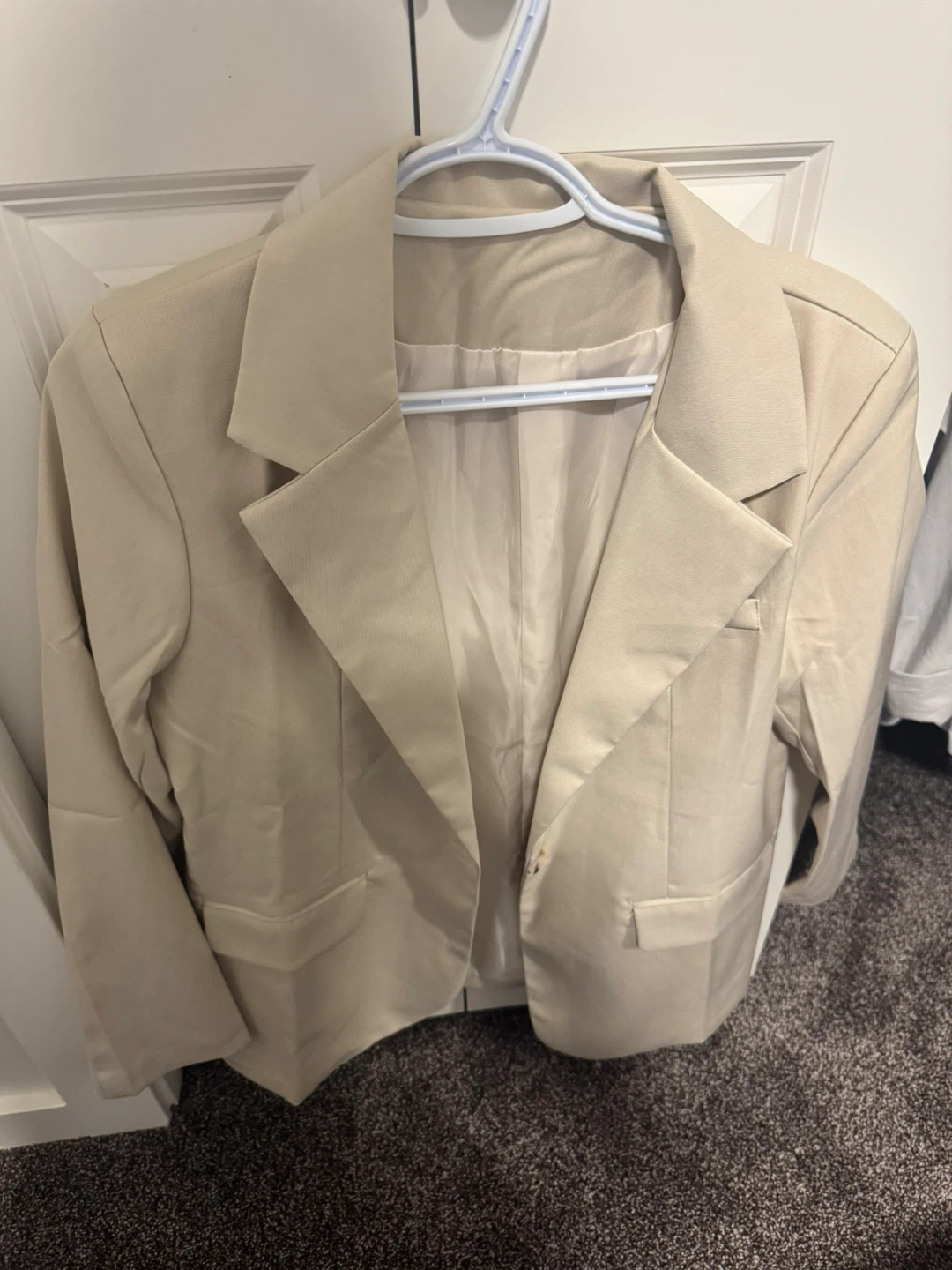 Le Château Women's Blazers (Grey, White, Beige, Brown) - photo 3
