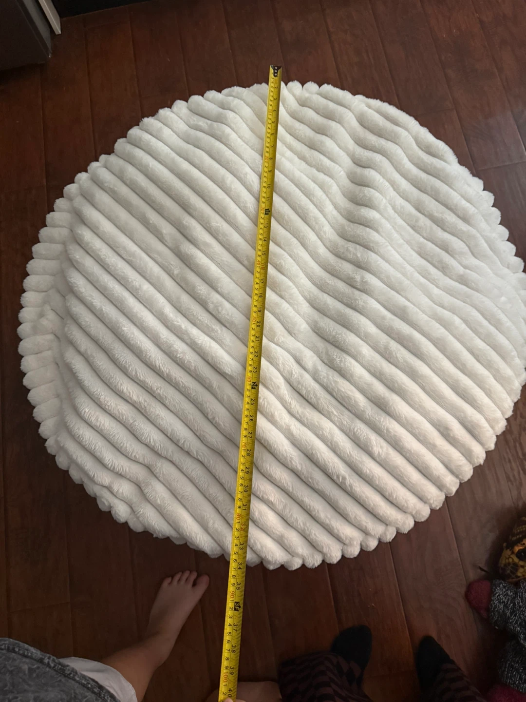 White Plush Round Ottoman Pouf - photo 2