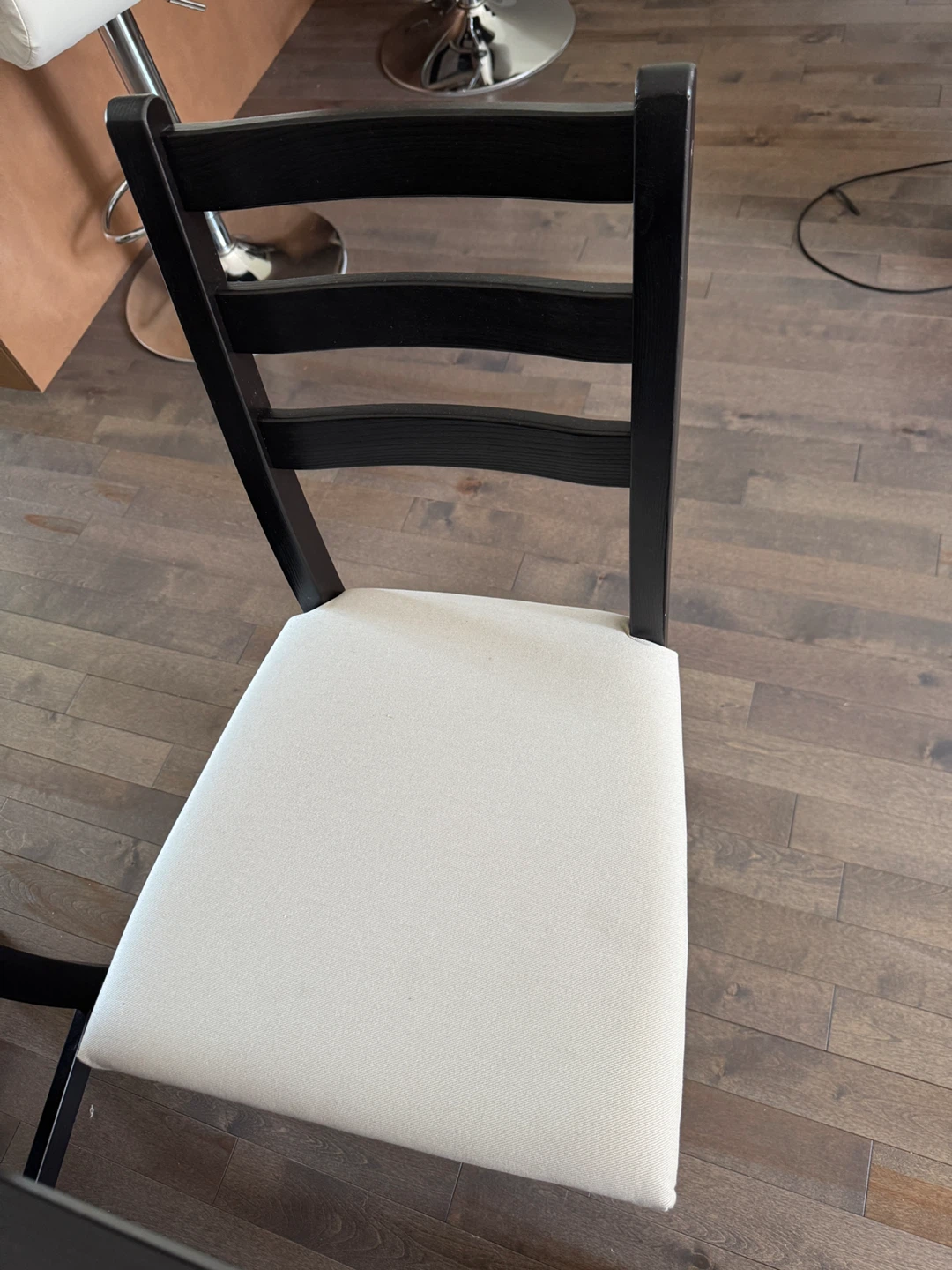 Dark Brown Dining Set & 4 Chair with Off White Cushion - photo 2