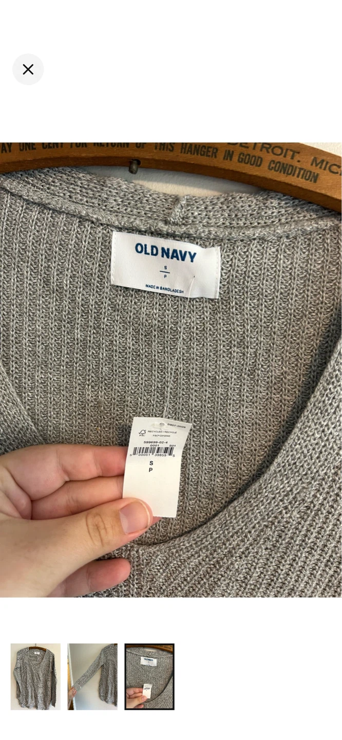 Old Navy Grey V-Neck Sweater - photo 3