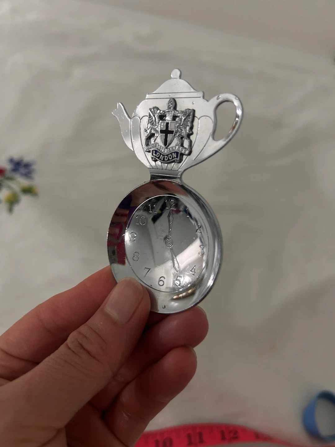 collectible London England tea caddy spoon