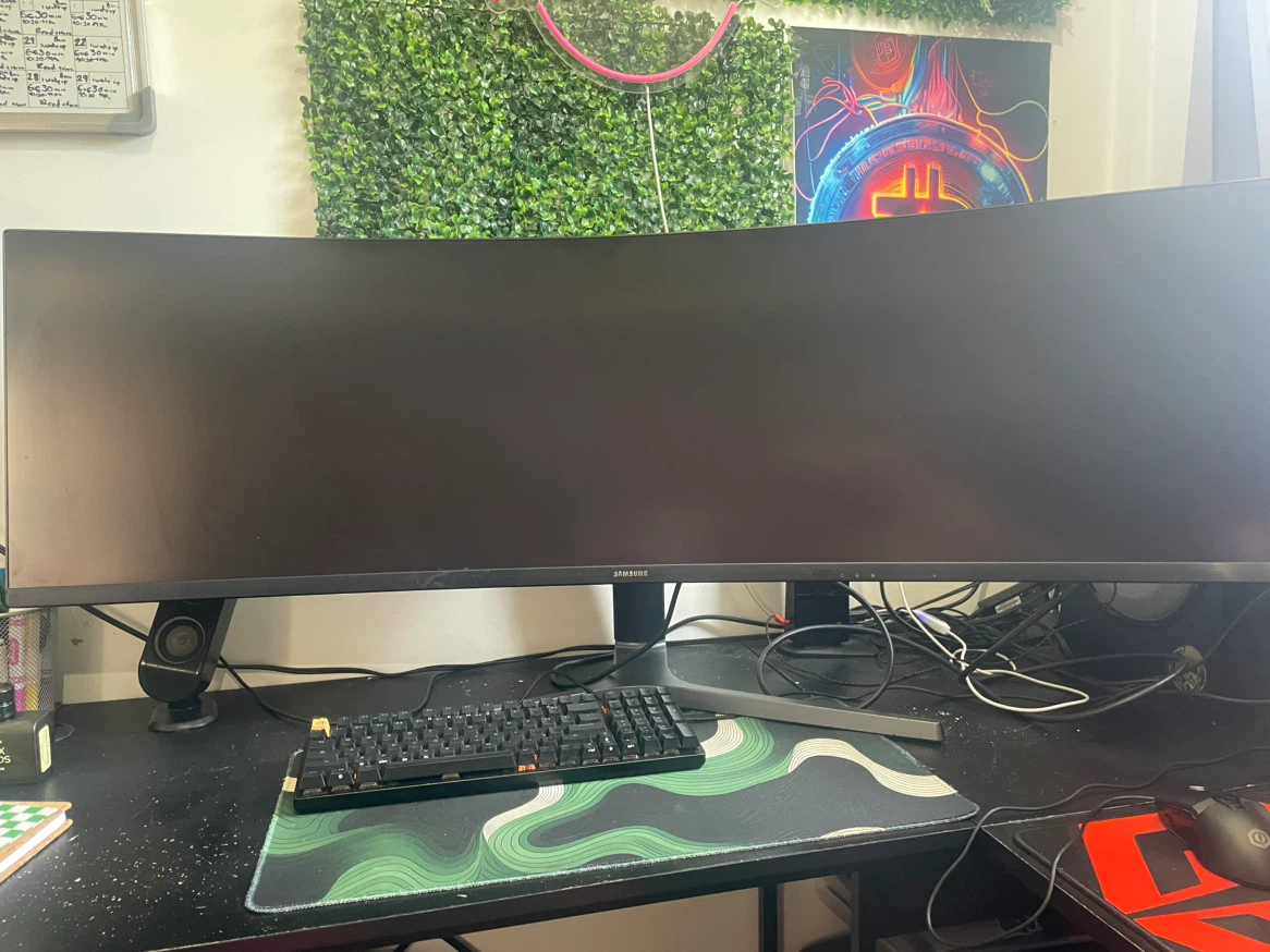 Samsung LC49RG90SSN Curved Monitor - photo 2