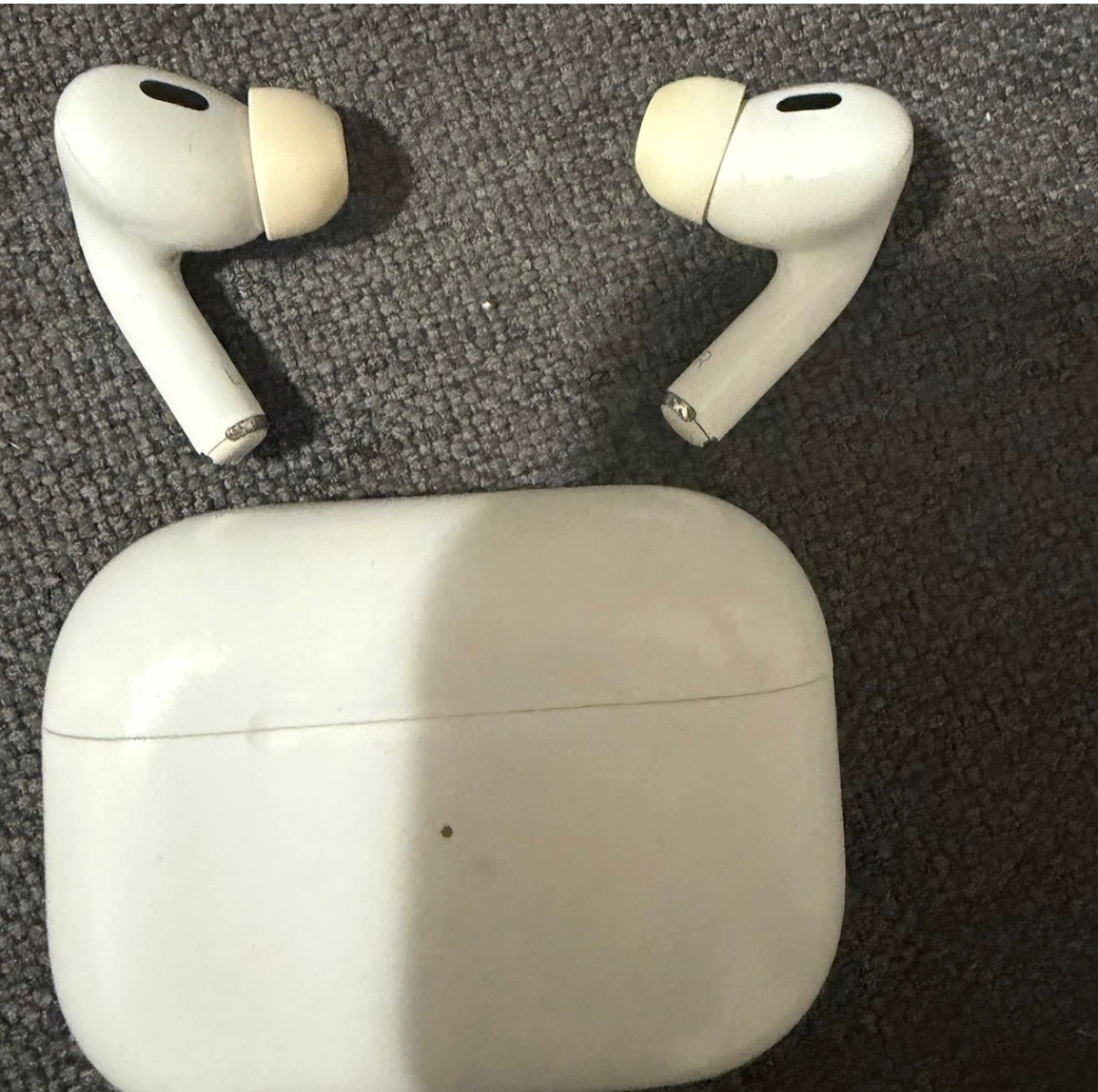 Apple AirPods Pro (2nd Gen) with Charging Case. Usbc version