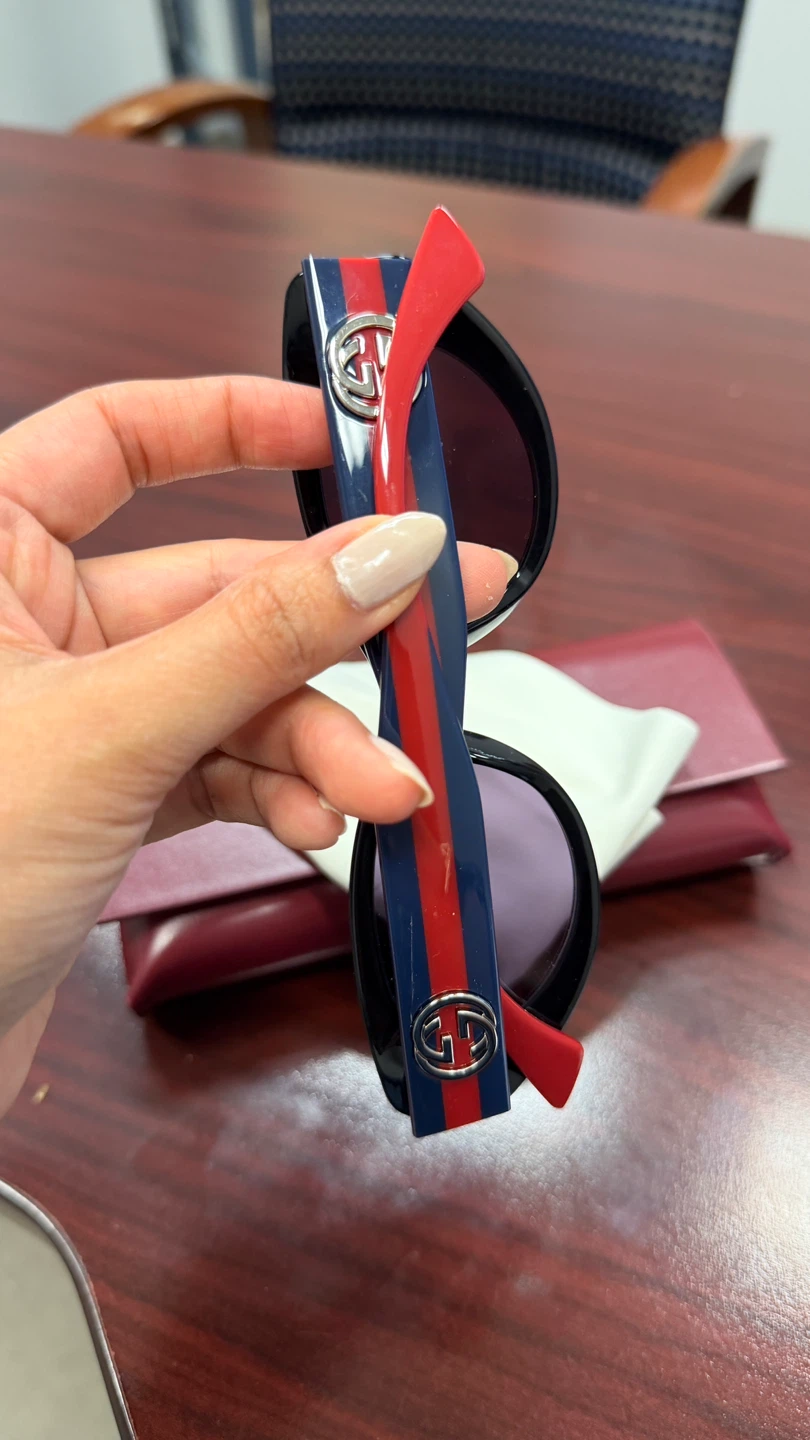 Gucci Sunglasses - photo 2