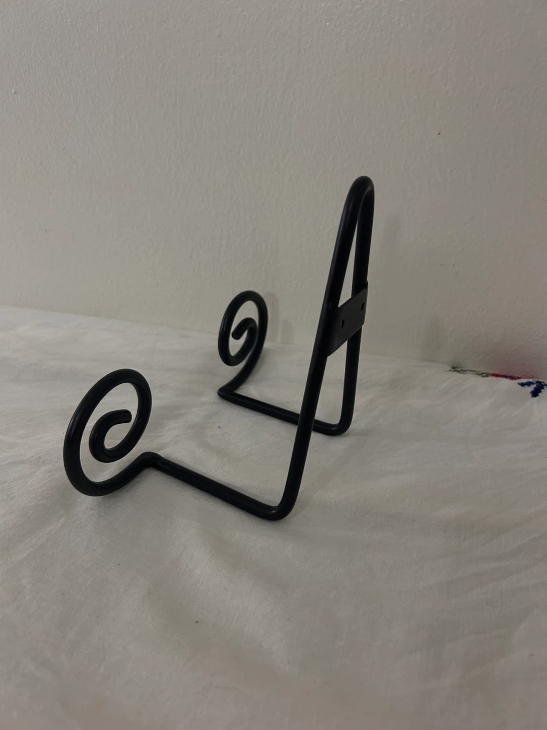 Black Metal Display Stand - photo 3