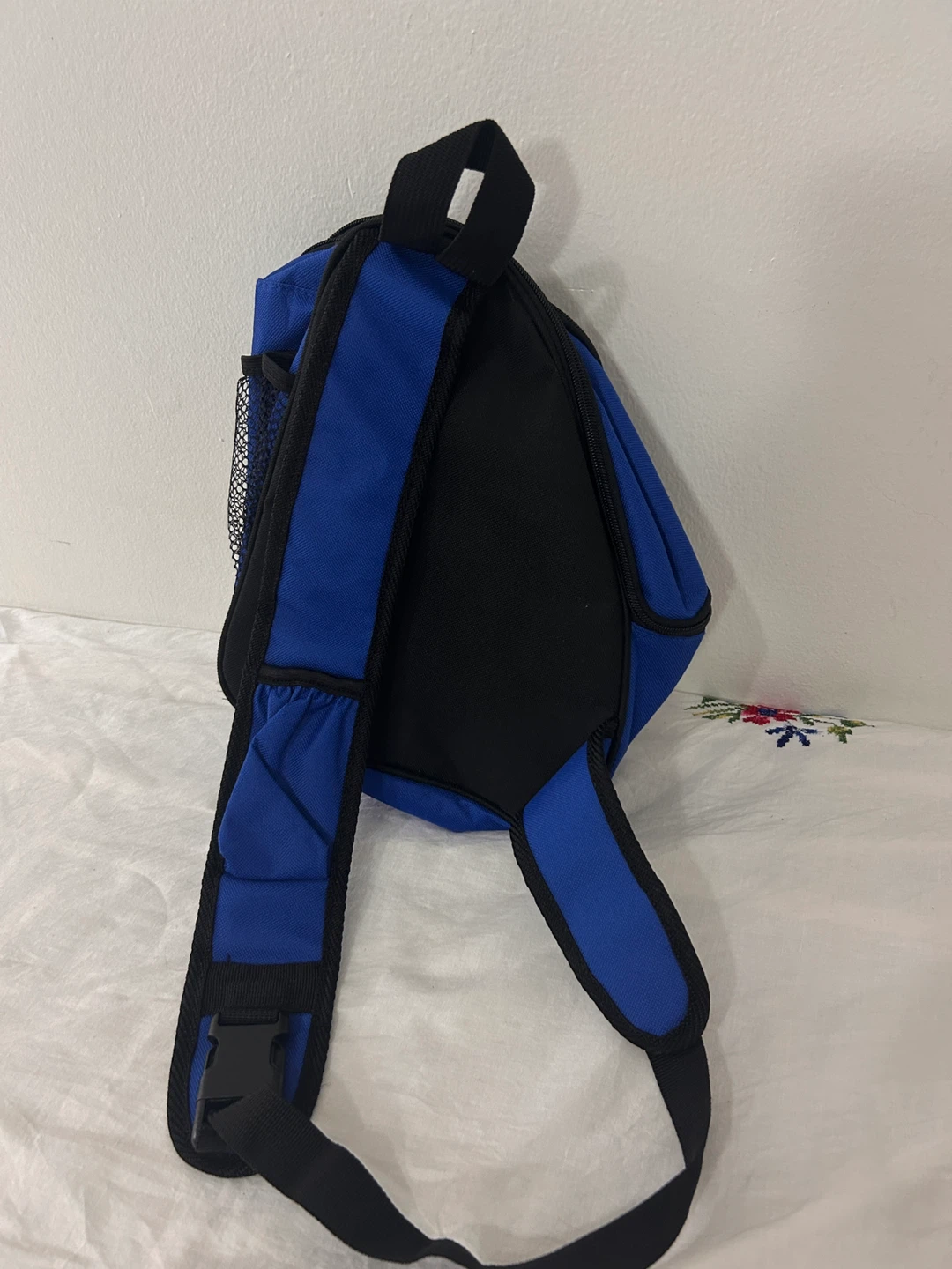 Glucerna Blue and Black Sling Bag - photo 3