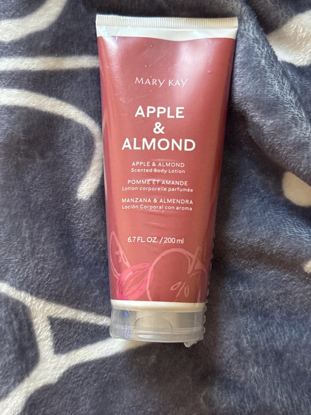 Mary Kay Apple & Almond Scented Body Lotion 200ml