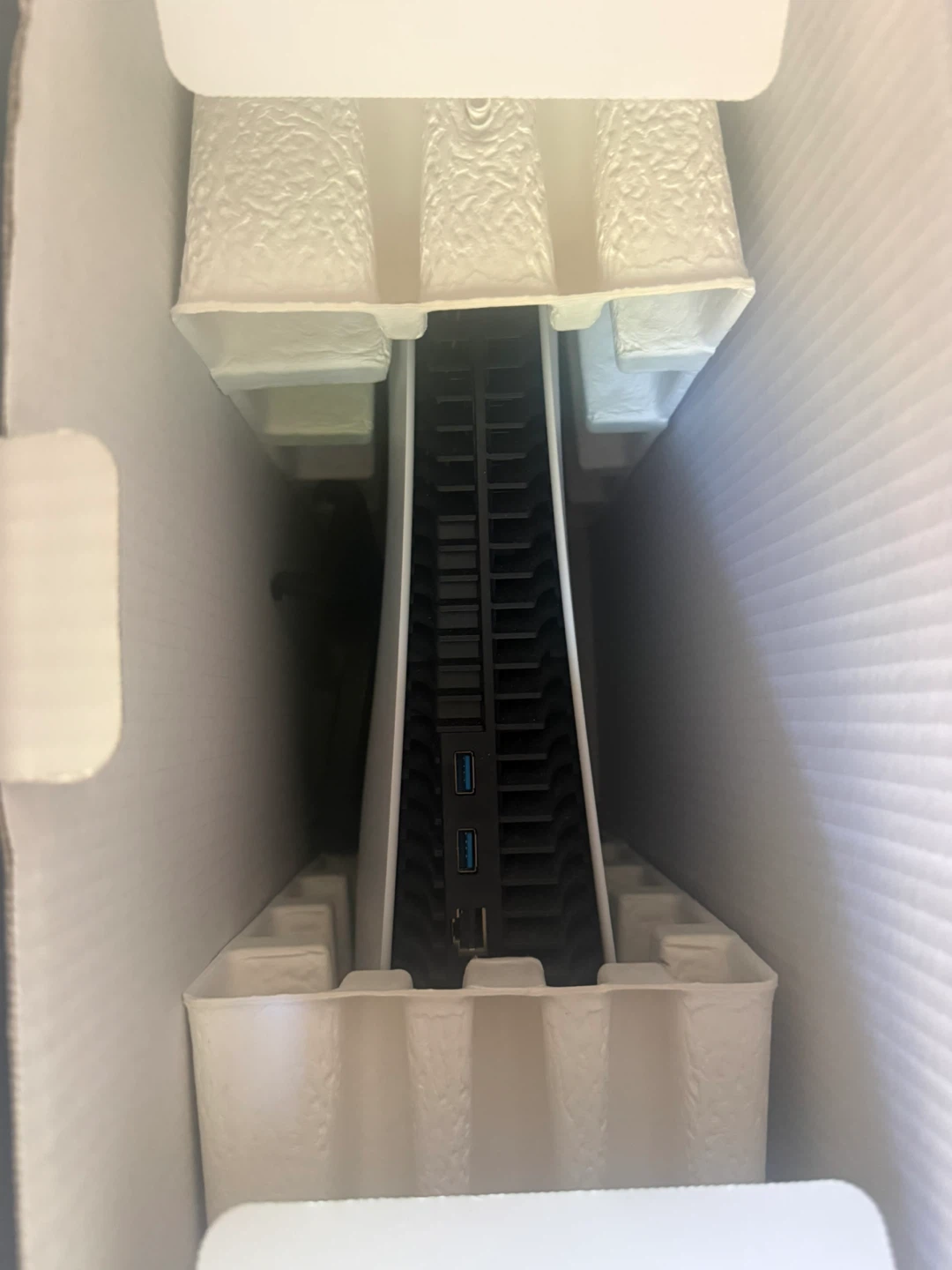 PlayStation 5 - photo 2