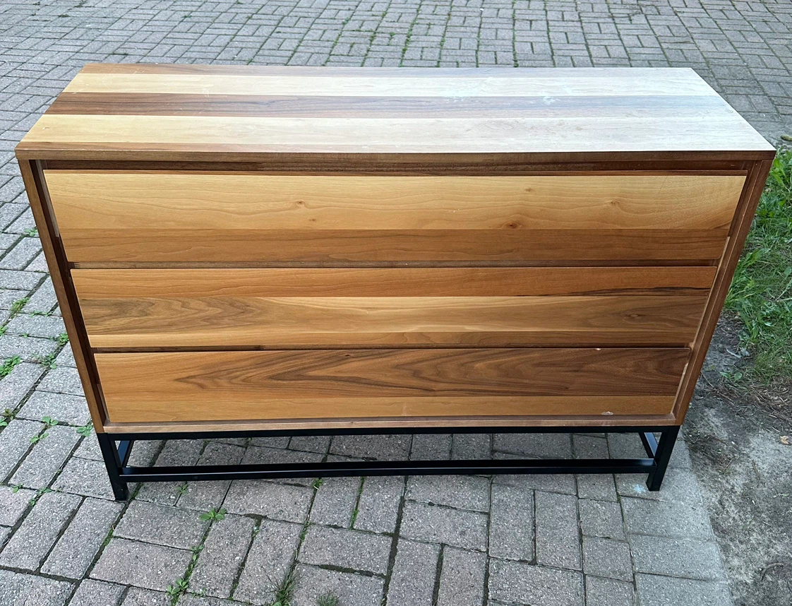 🔥Structube🔥Morden Wooden Dresser with Metal Base Six Drawers