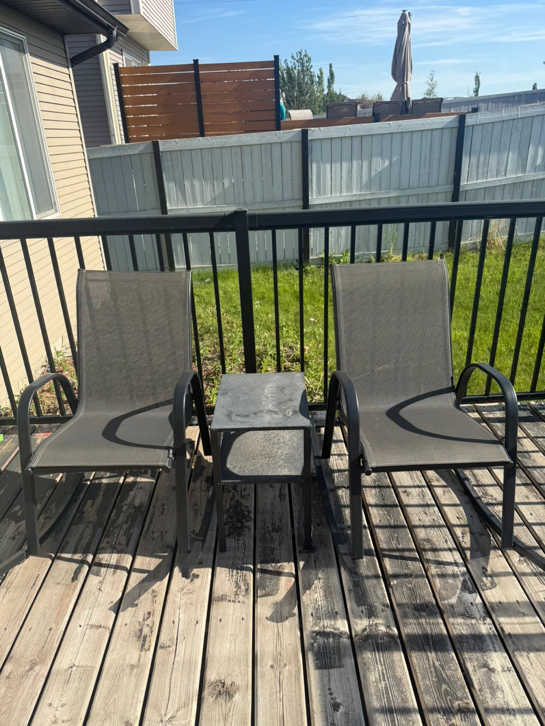 Set of 2 Patio Chairs with Side Table