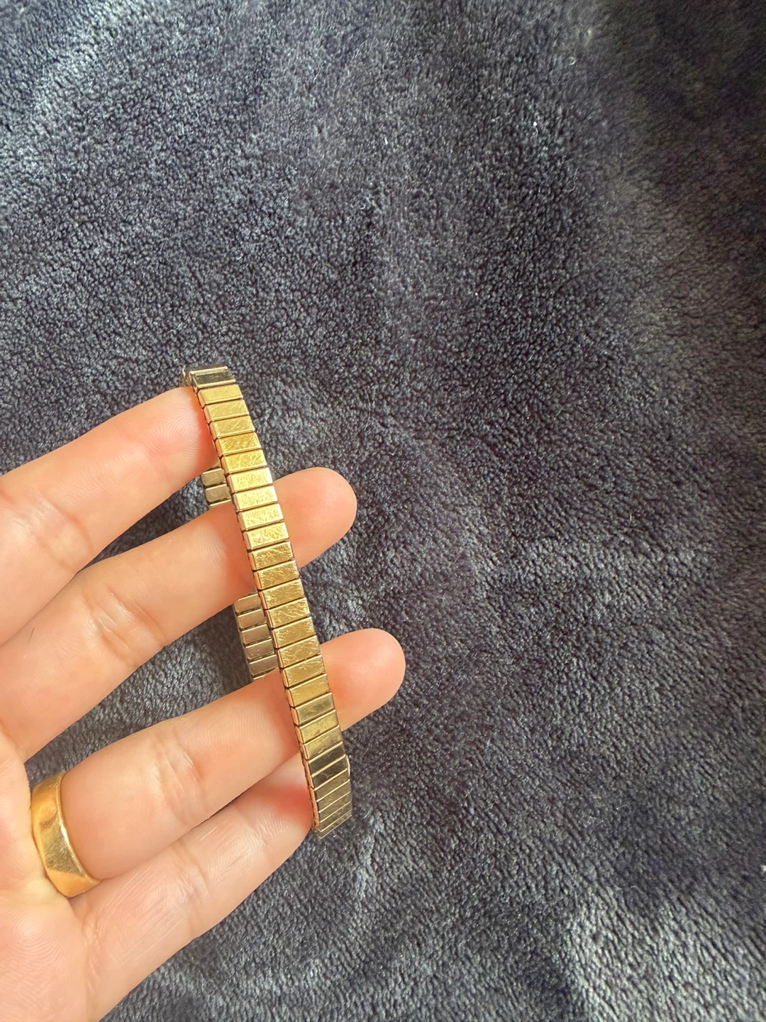 Gold-tone Stretch Watch Band - photo 2