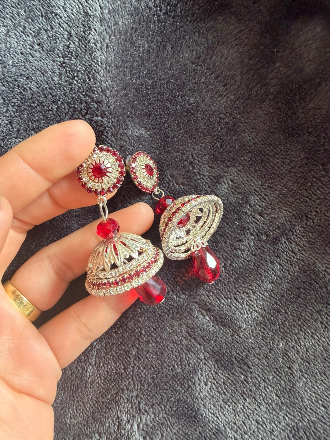 Jhumka Earrings with Red Gemstones - photo 2