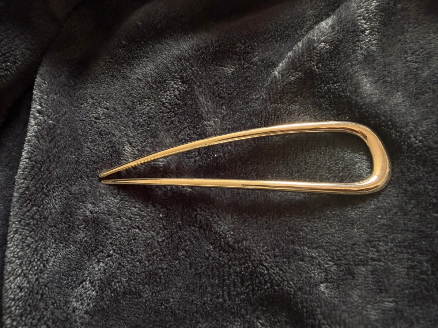 Gold U-Shaped Hair Pin - photo 2
