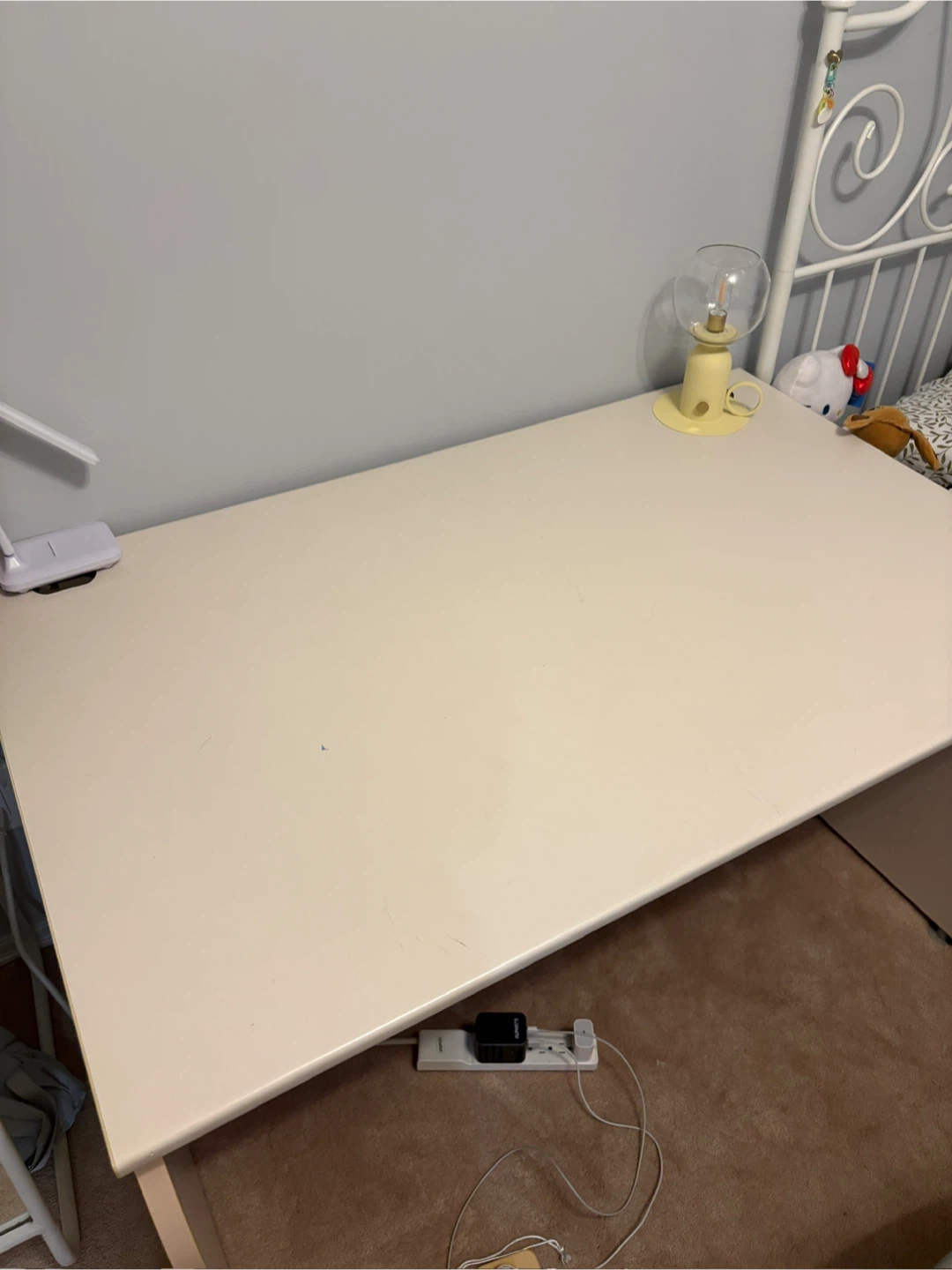 Illoom Desk