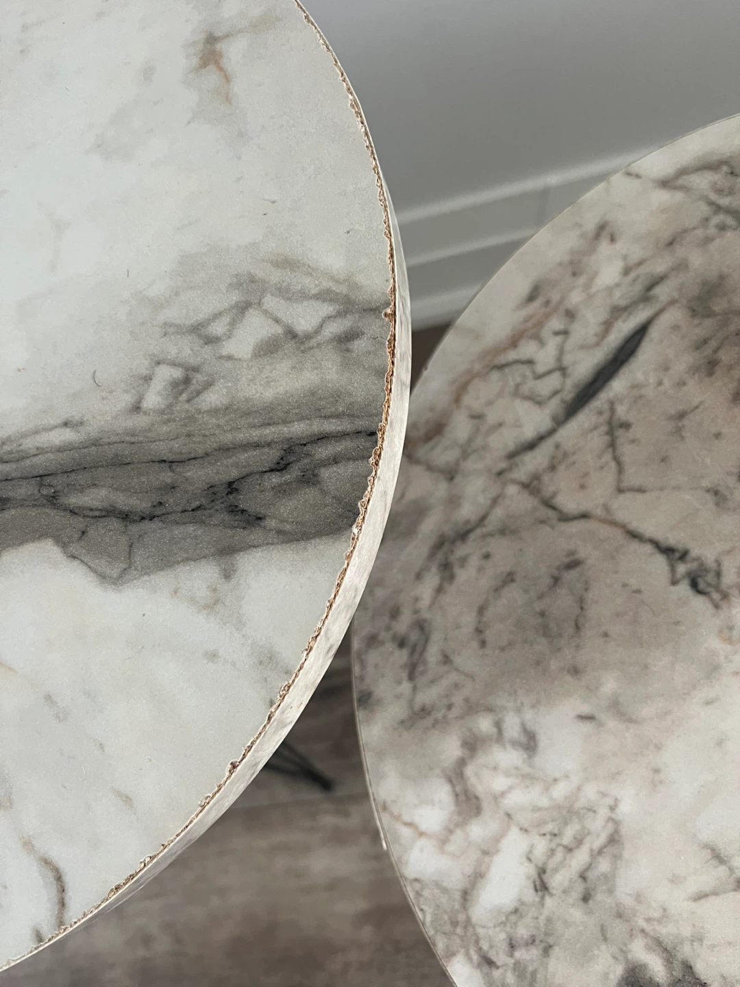 Set of 2 Marble look wood Top Side Tables - photo 3