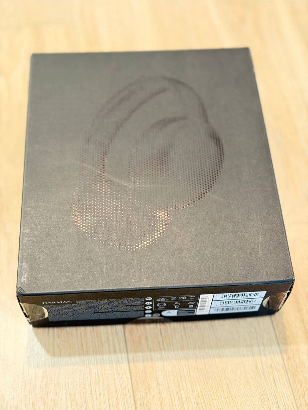 JBL Tour ONE M3 Wireless Noise Cancelling Headphones - photo 3
