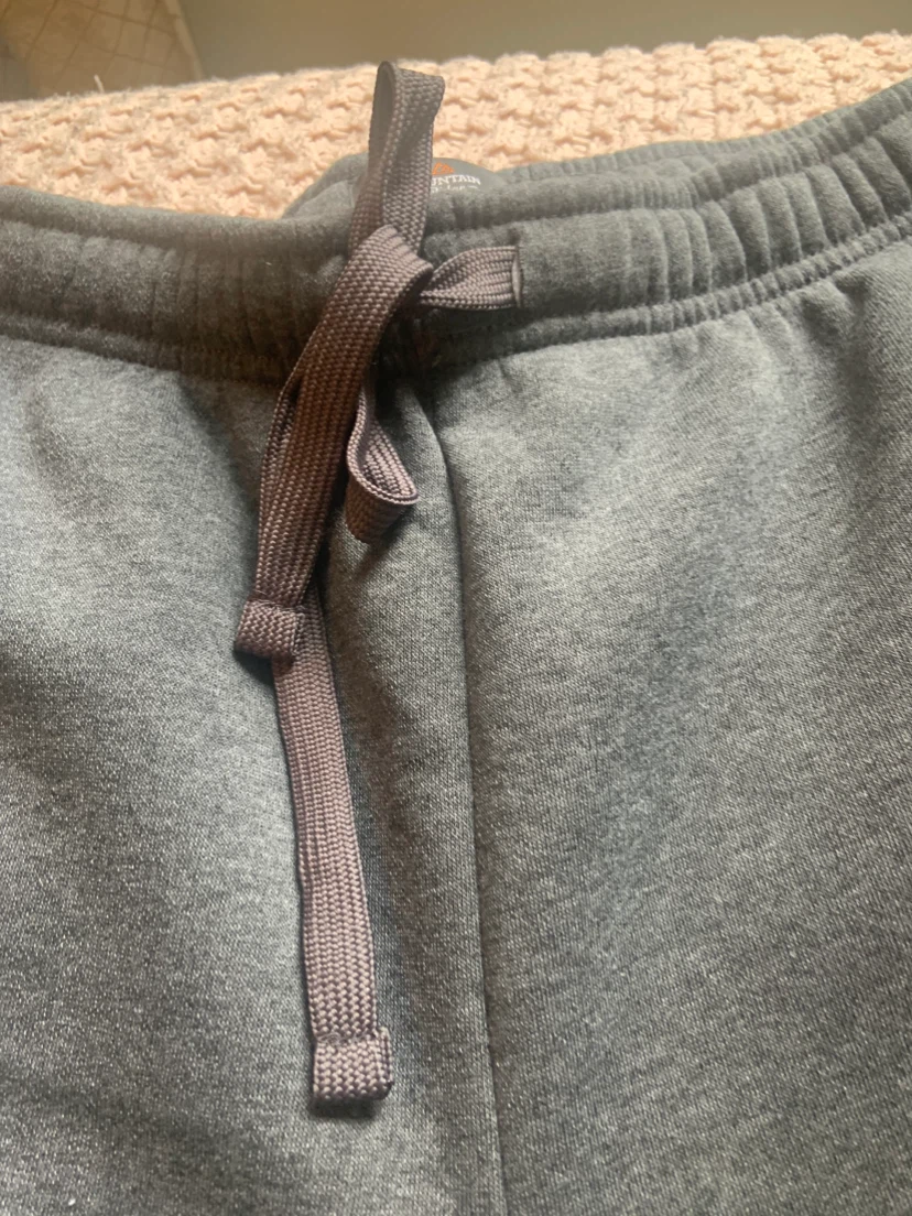 NEW MEN’S ‘ MOUNTAIN RIDGE DARK GREY JOGGERS ! ‘ SIZE LARGE ! - photo 3