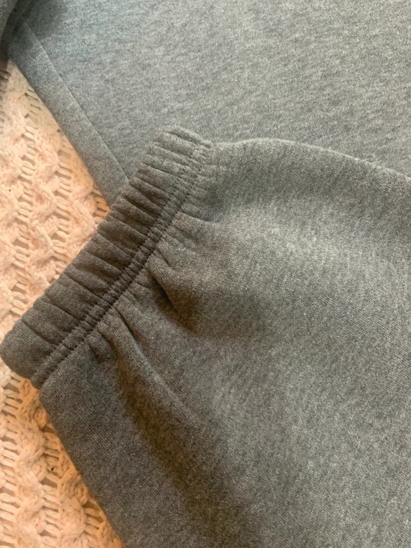 NEW MEN’S ‘ MOUNTAIN RIDGE DARK GREY JOGGERS ! ‘ SIZE LARGE ! - photo 4