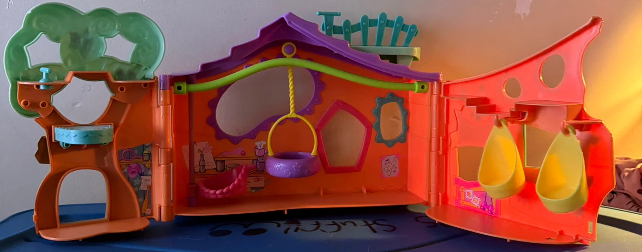 Littlest Pet Shop Treehouse Playset - photo 2