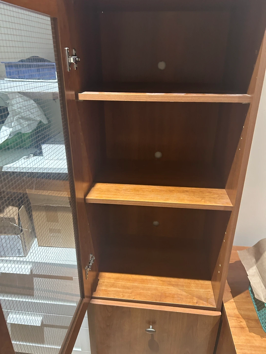 Small cabinet. - photo 2