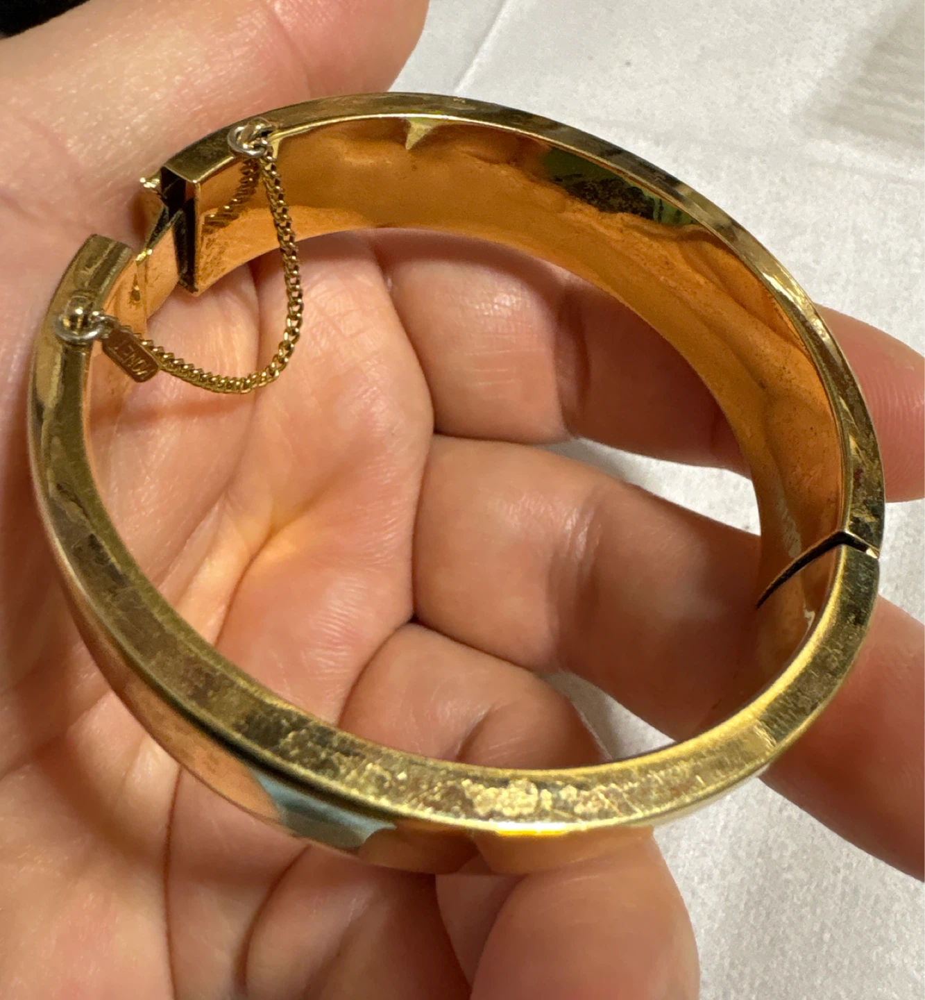 Vintage Monet Gold tone Hinged Bangle Bracelet - photo 2