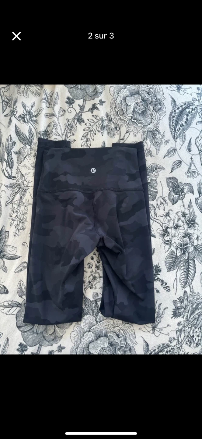 Lululemon Leggings - Black Camo Size 0 - photo 2