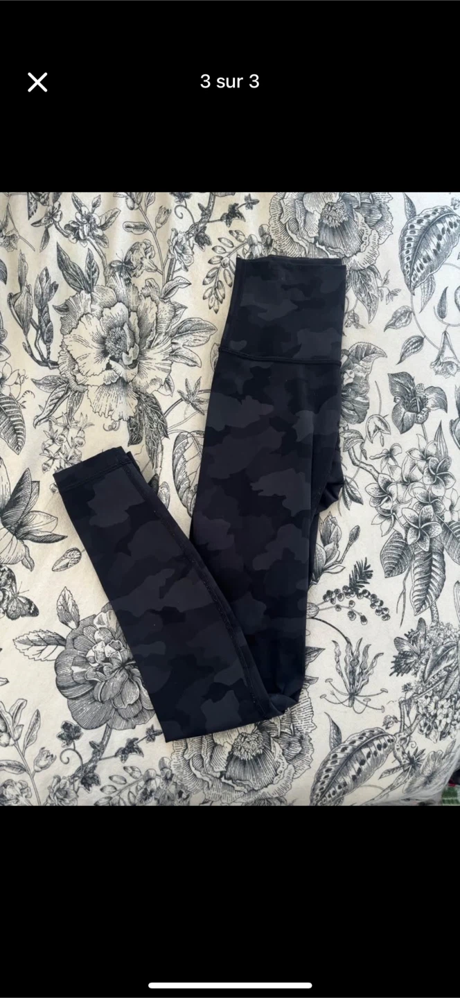 Lululemon Leggings - Black Camo Size 0 - photo 3