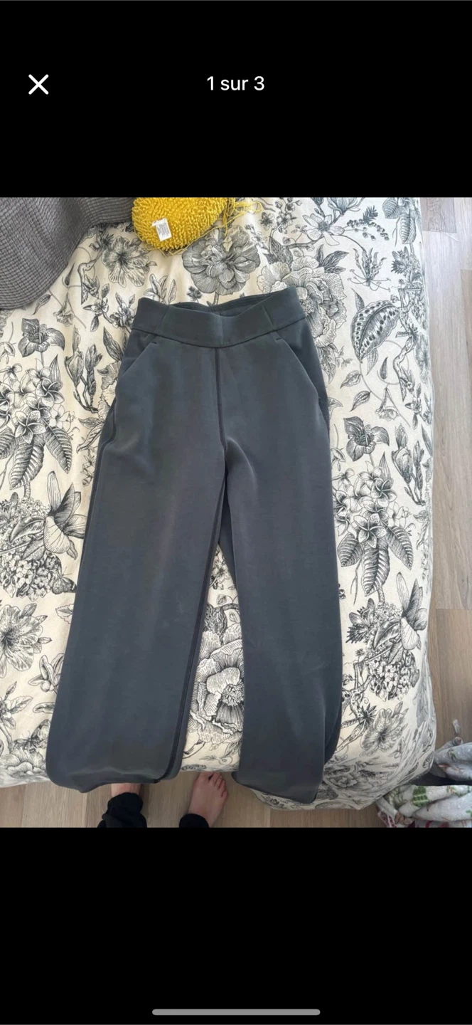 Lululemon Grey Fleece Pants Size 0