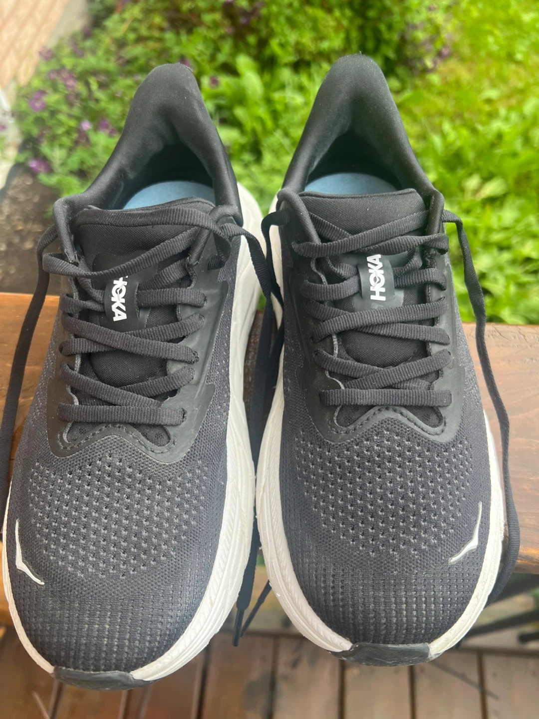 Woman’s Hoka shoes size 7