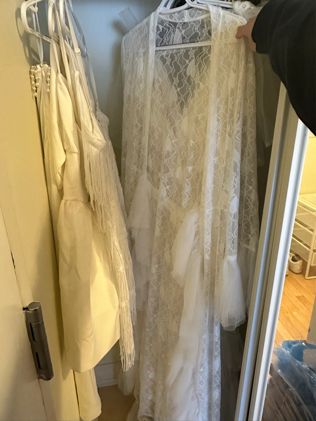 Bundle of 5 White Dresses - photo 4