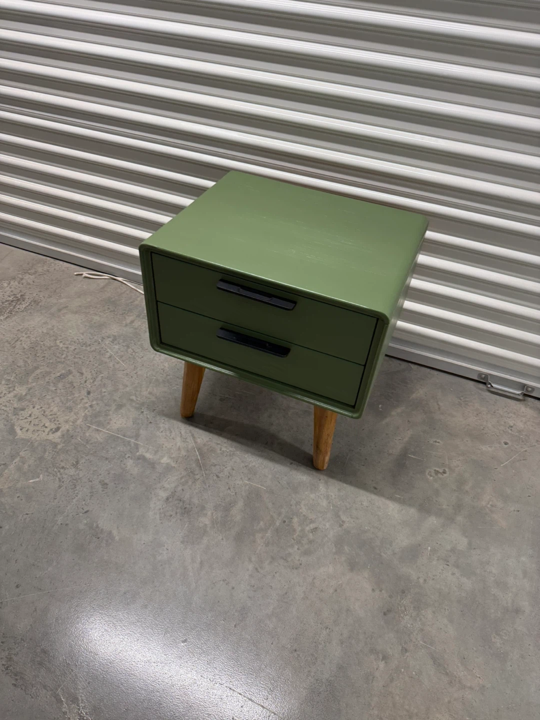 🚨Free Delivery NJ/NY Avocado Nightstand - photo 4