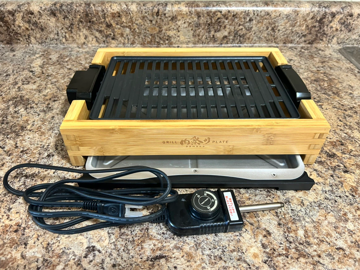 Japanese Bamboo Electric Tabletop Grill – Like New - photo 3
