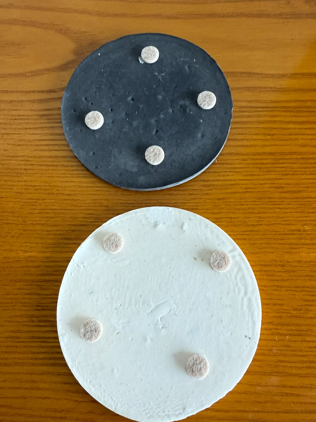 Coasters - Set of 2 - Abstract Face Design - photo 2