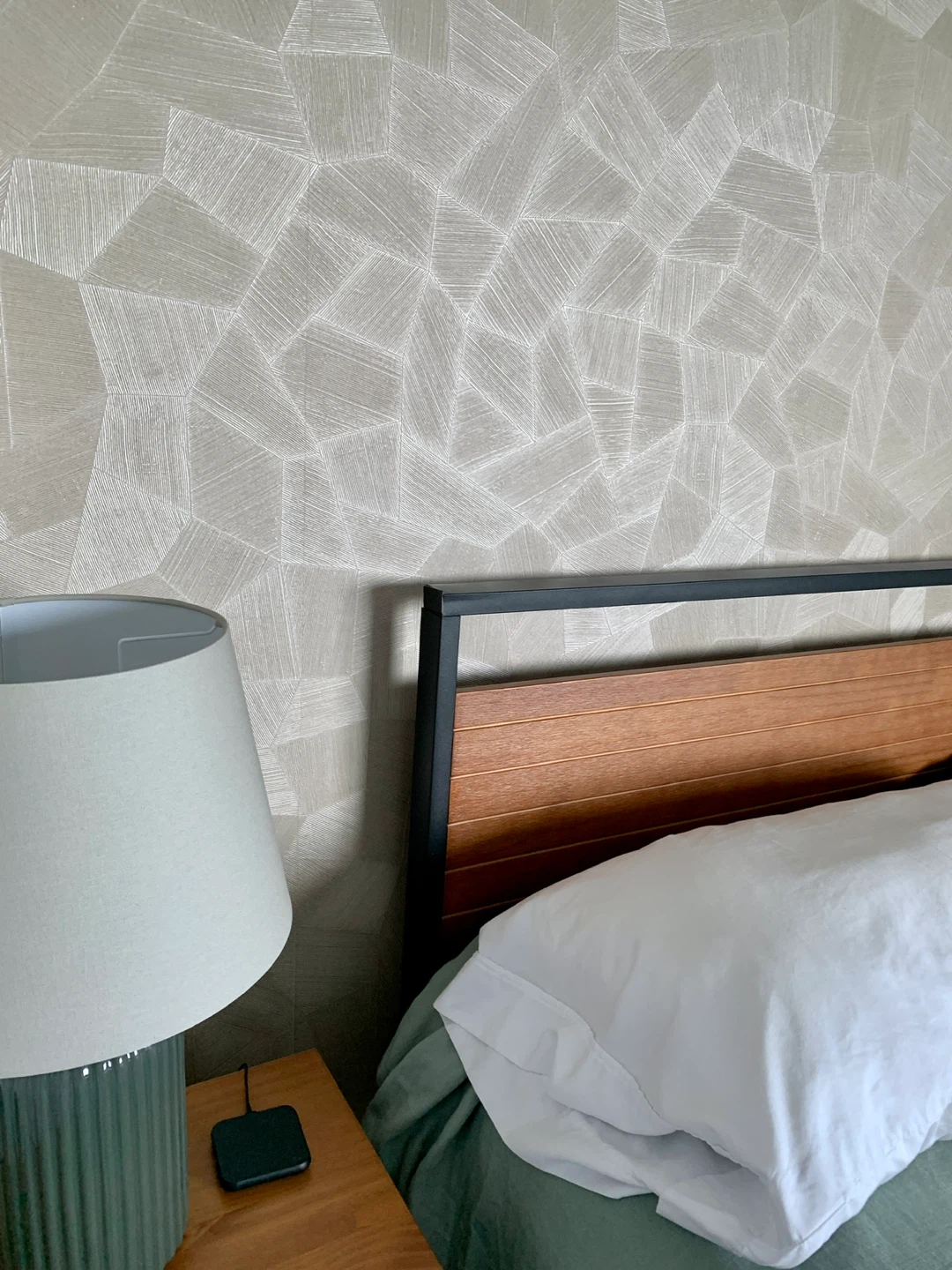 Bamboo and Metal Frame King Bedframe - photo 2