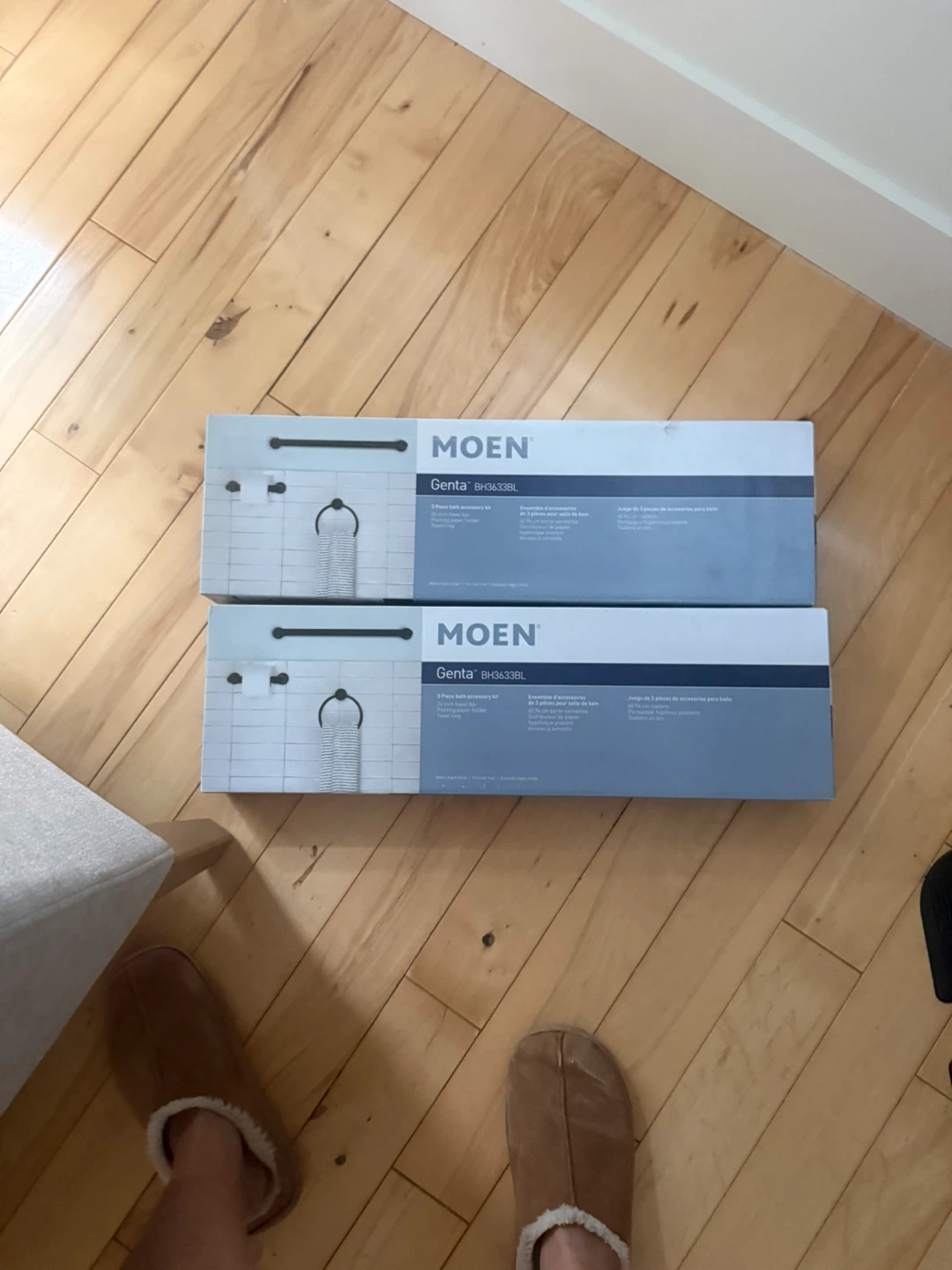 MOEN Genta BH3633BL 3 Piece Bath Accessory Kit - photo 2
