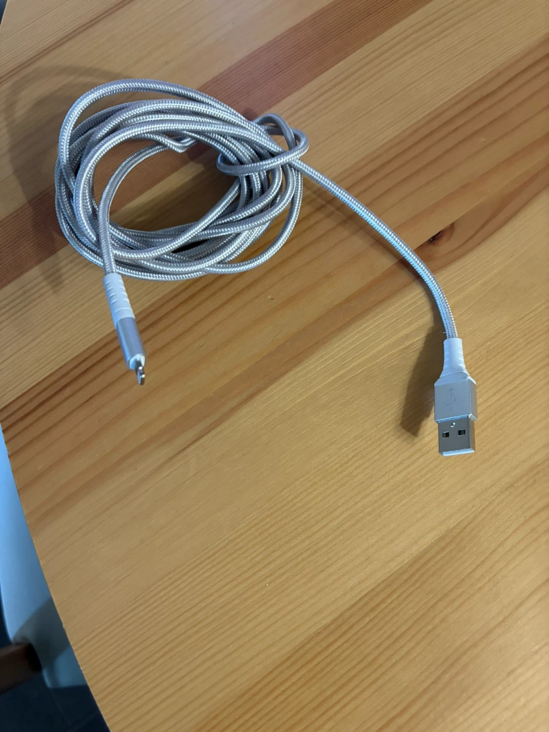 Lightning cords and case for IPhone - photo 4