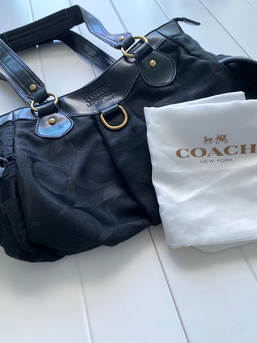 Black Monogram Shoulder Bag Purse with Dust Bag firm $25 - photo 2