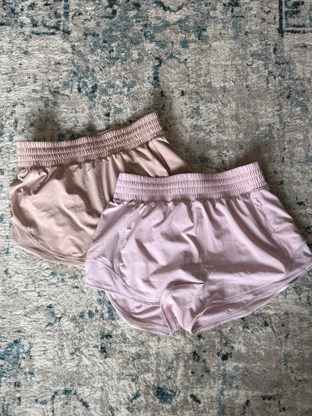 Aritzia sports  Shorts - Size 8