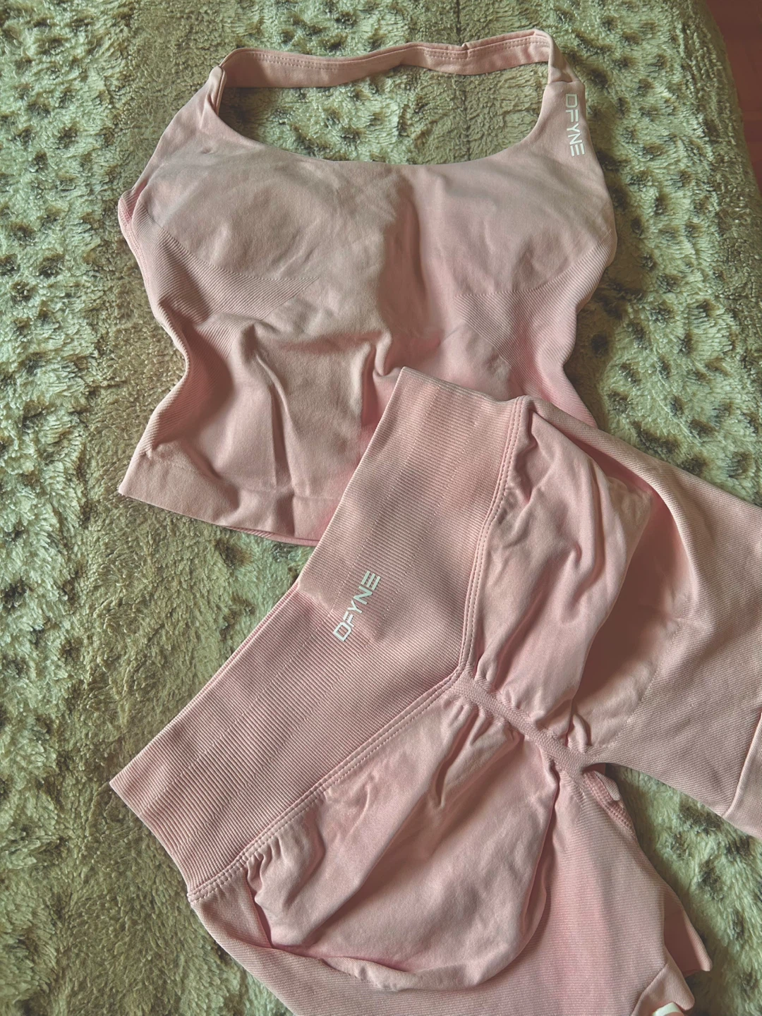 DFYNE Set light rose pink - halter and shorts - photo 4