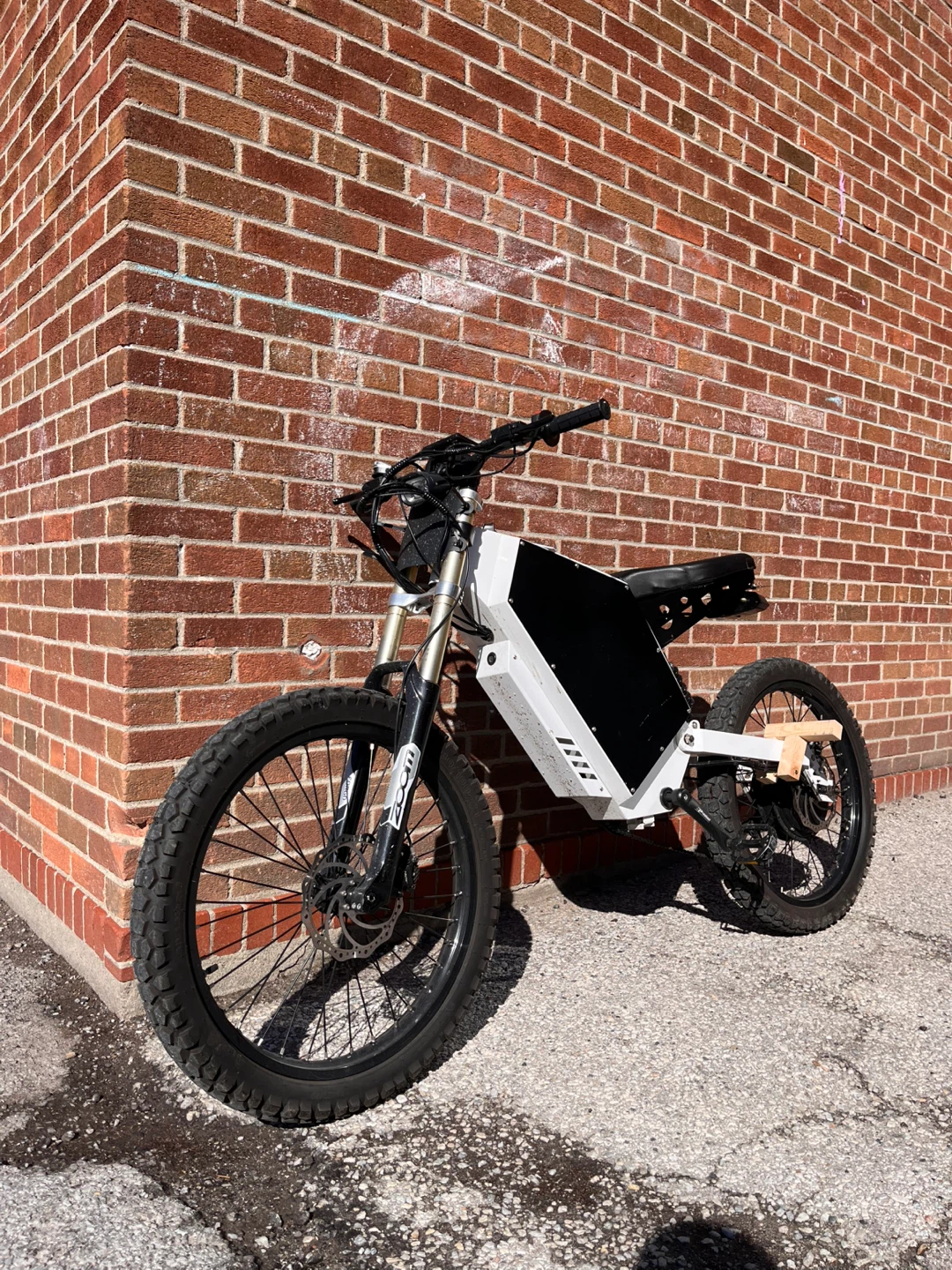Stealth bomber Electric dirt bike - photo 5