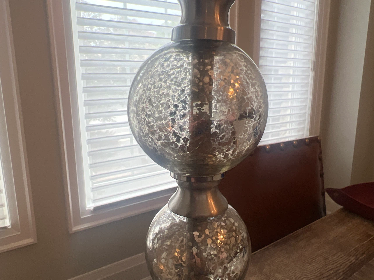 Pair of Decorative Table Lamps - photo 2