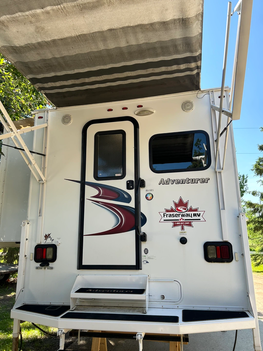 Adventurer Truck Camper - photo 3