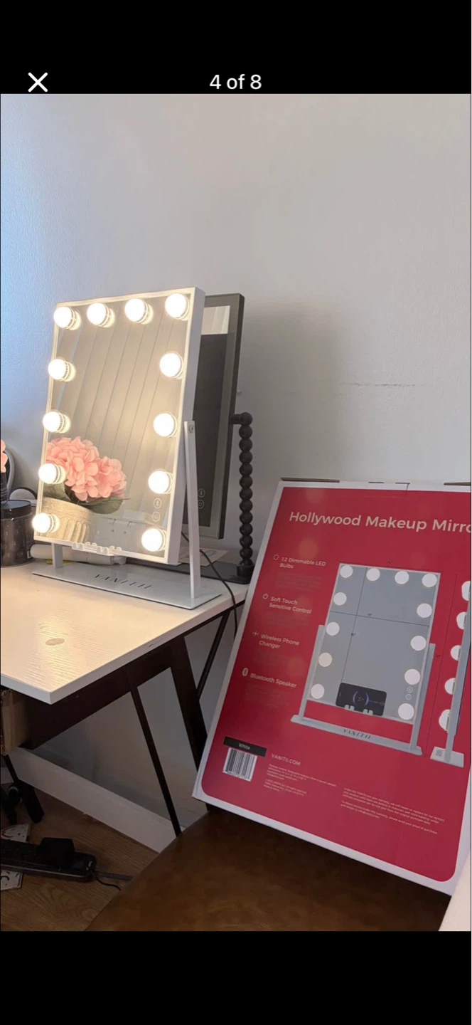 VANITY Hollywood Makeup Mirror with Wireless Charger
