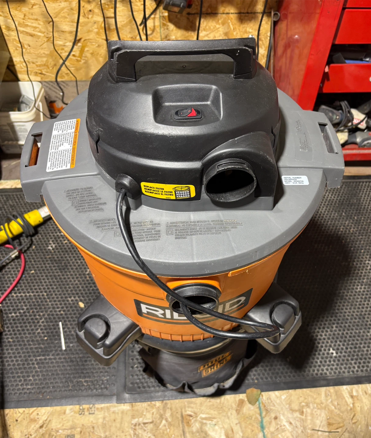 RIDGID 9 US Gallon Wet/Dry Vac