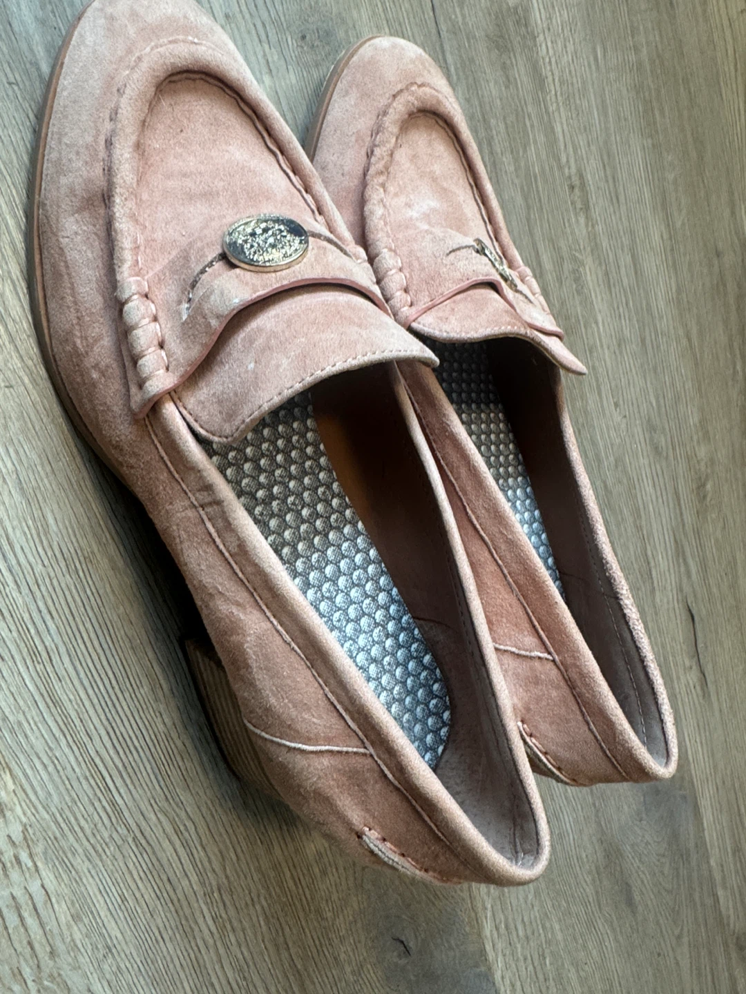 Vince Camuto Pink Suede Loafers - photo 3