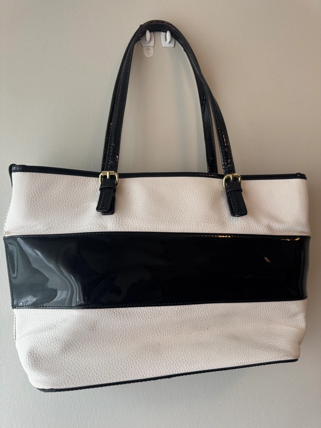 Anne Klein Glossy Black and White Tote Bag - photo 3