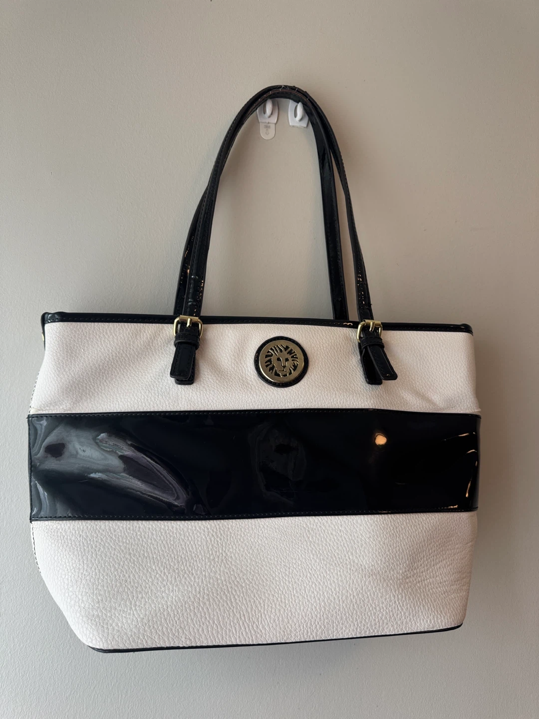 Anne Klein Glossy Black and White Tote Bag - photo 2