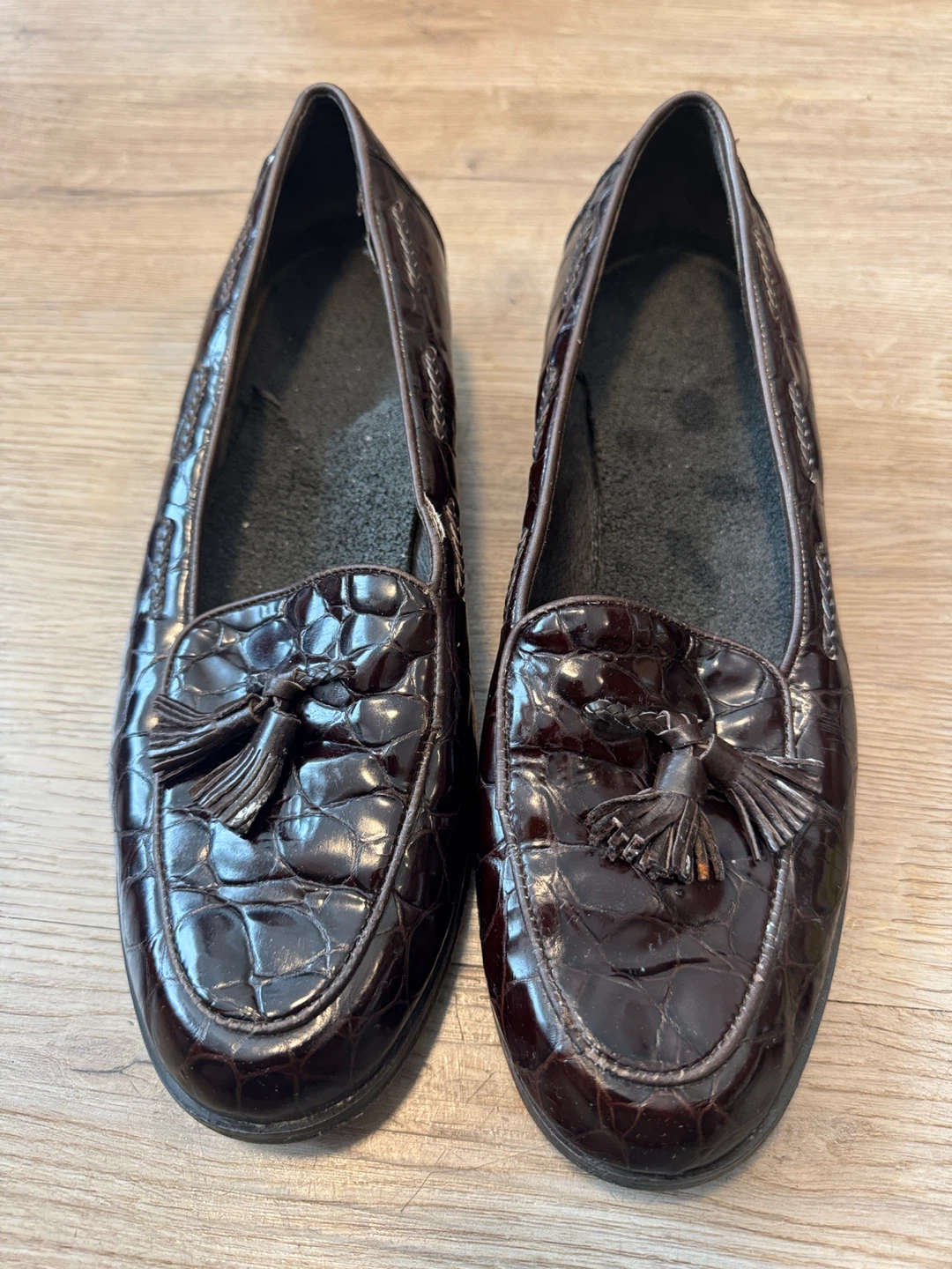 Amalfi Italian Brown Croc-Embossed Tassel Loafers