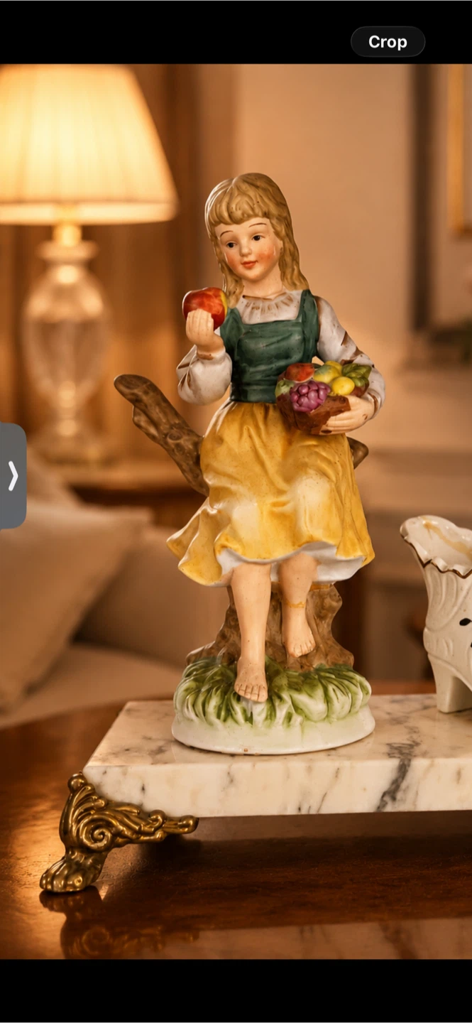 Porcelain Figurine - Girl with Fruit Basket & Shoe - photo 3